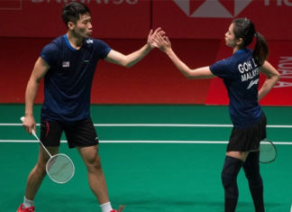 Chan Peng Soon/Goh Liu Ying hold off Goh Soon Huat/Shevon Jemie Lai 22-20, 22-20 to advance to Malaysia Masters semis. (photo: Bernama)