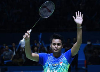 Tontowi Ahmad becomes a big brother for the young Indonesian team at the 2019 Asia mixed team championship. (photo: PBSI)