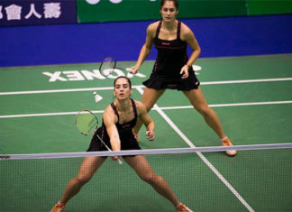No matter what happens, hope to see the Stoeva sisters come back playing competitive badminton asap! (photo: Power Sport Images/Getty Images)