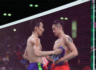 The end of Lee Chong Wei (L) - Lin Dan rivalry era. (photo: AFP)
