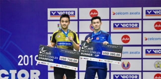 Soong Joo Ven (L) and Cheam June Wei pose for picture during the awards ceremony. I am really curious who can really survive with that kind of prize money? (photo: BAM)