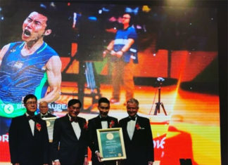 Lee Chong Wei awarded longest reign at World No. 1 in badminton ranking. (photo: bespoked_ianchang's Instagram)