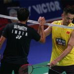 Lin Dan thanks Sai B. Praneeth after his first round loss at Denmark Open. (photo: Xinhua)