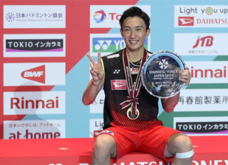 Kento Momota plays his Japan national championship first round match on Wednesday. (photo: Xinhua)