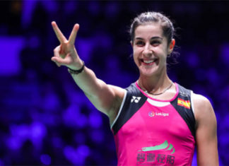 Carolina Marin claims the 2019 Syed Modi Super 300 title. (photo: Shi Tang/Getty Images)