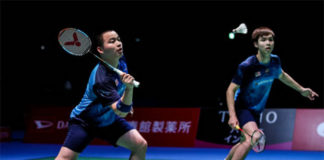 Aaron Chia (L) and Soh Wooi Yik are looking to win the 2019 SEA Games men's doubles gold medal. (photo: Robertus Pudyanto/Getty Images)