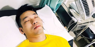 Chan Peng Soon is undergoing acupuncture treatment. (photo: Chan Peng Soon's Instagram)