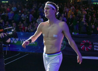 Viktor Axelsen shows nipple covers as he celebrates the All England victory. (photo: AFP)