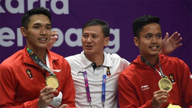Wish Hendry Saputra (middle) a speedy recovery. (photo: Ozk) Wish Hendry Saputra (middle) a speedy recovery. (photo: Ozk)