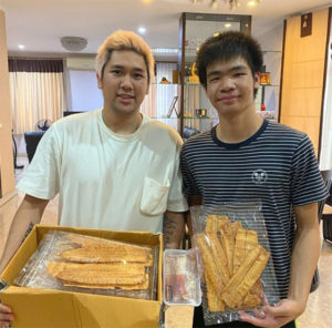 Wish Bodin Isara (L) best of luck with his business. (photo: Bodin Isara's Instagram)