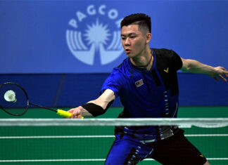 Lee Zii Jia takes Terminators over Dominators at the BAM Mixed Team Championships. (photo: Bernama)