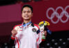 Anthony Sinisuka Ginting is a rising start in badminton. (photo: AFP)