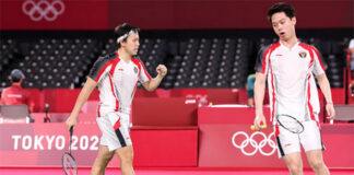 Wish Kevin Sanjaya Sukamuljo (R) a quick recovery from his injury. (photo: Kevin Sanjaya Sukamuljo's Instagram)