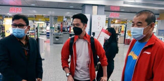 Kevin Sanjaya Sukamuljo and the Indonesian Sudirman Cup team landed safely in Finland. (photo: PBSI)