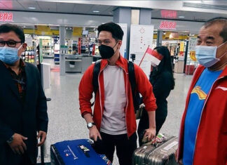 Kevin Sanjaya Sukamuljo and the Indonesian Sudirman Cup team landed safely in Finland. (photo: PBSI)
