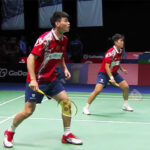 Wang Yi Lyu/Huang Dong Ping score the first point for China in the first Group A match against Finland on Sunday. (photo: Twitter)