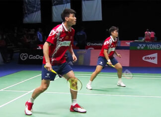 Wang Yi Lyu/Huang Dong Ping score the first point for China in the first Group A match against Finland on Sunday. (photo: Twitter)