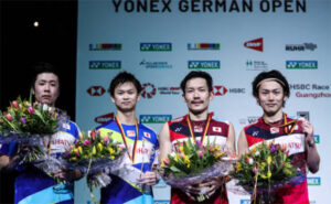 Hiroyuki Endo (Left), Keigo Sonoda (Second Right), and Takeshi Kamura (Right) resign from the Japanese national badminton team. (photo: Shi Tang/GettyImages)
