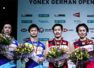 Hiroyuki Endo (Left), Keigo Sonoda (Second Right), and Takeshi Kamura (Right) resign from the Japanese national badminton team. (photo: Shi Tang/GettyImages)