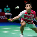Kantaphon Wangcharoen plays some extraordinary badminton to beat Anthony Sinisuka Ginting at the 2020 Thomas Cup Finals on Monday. (photo: Shi Tang/Getty Images)