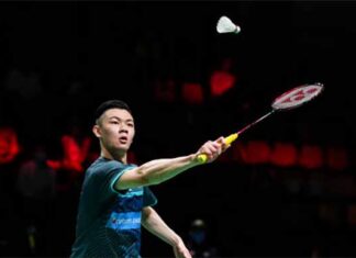 Lee Zii Jia fights hard to survive a major scare over Pablo Abian of Spain in the first round of the HYLO Open. (photo: Shi Tang/Getty Images)