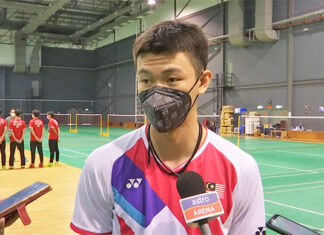 Lee Zii Jia talks to Malaysian media on Tuesday. (photo: Astro Arena)
