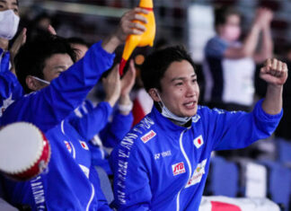 Kento Momota vows to play his best against the Malaysian Thomas Cup team on Wednesday. (photo: Shi Tang/Getty Images)