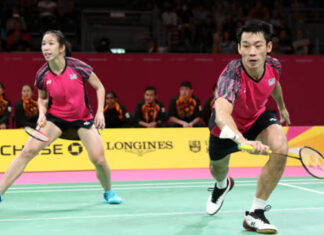 Chan Peng Soon/Cheah Yee See scored the first point for Malaysia in the 2022 Commonwealth Games mixed team semi-final. (photo: Alex Livesey/Getty Images)