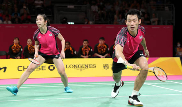 Chan Peng Soon/Cheah Yee See scored the first point for Malaysia in the 2022 Commonwealth Games mixed team semi-final. (photo: Alex Livesey/Getty Images)