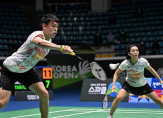 Tan Kian Meng/Lai Pei Jing enter the 2022 World Championships second round. (photo: AFP/Getty Images)