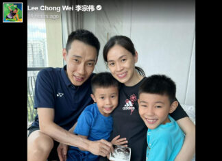 We are so excited and happy for Lee Chong Wei & Wong Mew Choo. Congratulations!! (photo: Lee Chong Wei's Facebook)