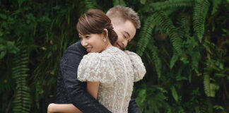 Beautiful wedding picture of Aaron Chia and Mei Qi. (photo: Facebook)