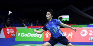 Goh Jin Wei falls short in the 2022 Vietnam Open final. (photo: AFP)