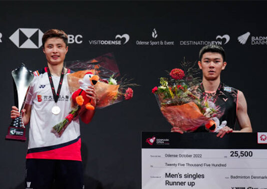 Congratulations to Shi Yuqi (L) for the incredible victory at the 2022 Denmark Open. (photo: Shi Tang/Getty Images)