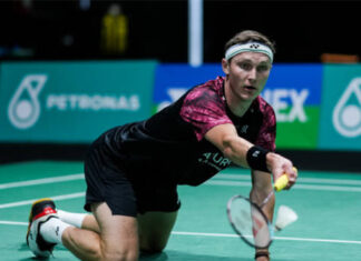 Viktor Axelsen to play Kodai Naraoka in the 2023 Malaysia Open final. (photo: Shi Tang/Getty Images)
