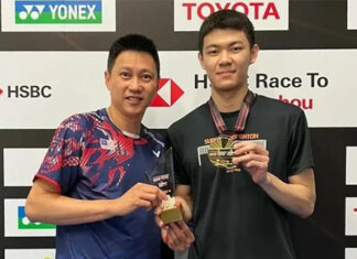 Indra Wijaya (L) could potentially file a lawsuit against Lee Zii Jia for early termination of the contract. (photo: BAM)