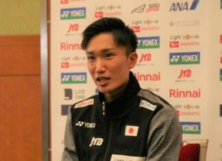 Let's go Momota, we want to see you compete at the 2024 Paris Olympics. (photo: nikkansports)