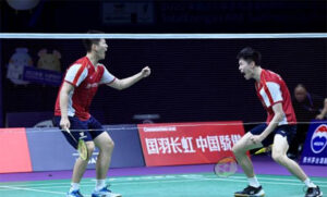 Liu Yuchen/Ou Xuanyi are the heroes for China's 3-2 victory over Japan in the 2023 Sudirman Cup semi-finals. (photo: AFP)