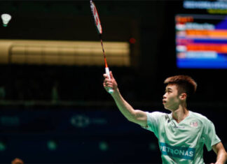 Ng Tze Yong loses to Loh Kean Yew in the quarter-finals of the 2023 Korea Open. (photo: Shi Tang/Getty Images)