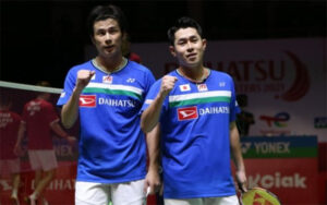 Takuro Hoki/Yugo Kobayashi advance to the 2023 Canada Open second round. (photo: Shi Tang/Getty Images)