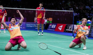 Aaron Chia/Soh Wooi Yik enter the 2023 World Championships semi-finals. (photo: Shi Tang/Getty Images)