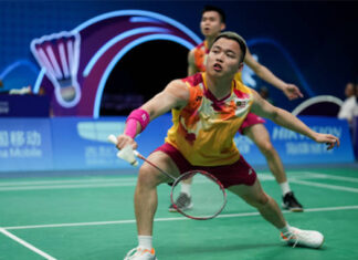 Aaron Chia/Soh Wooi Yik fight hard to make Asian Games top 16. (photo: AFP)