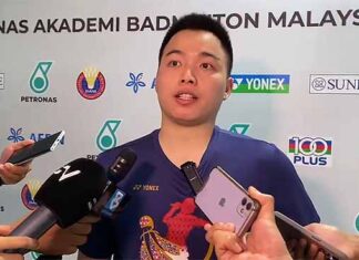 Aaron Chia answered media questions after a training session at the Academy of Badminton Malaysia, Bukit Kiara on Tuesday. (photo: BAM)