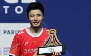 Congratulations to Shi Yuqi for winning the 2024 French Open. (photo: AFP)