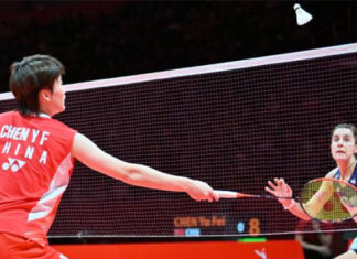 Carolina Marin (R) and Chen Yufei stand as the healthiest among the world's top five women's singles players. (Photo: AFP)