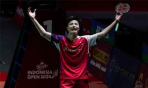 shi-yuqi-claims-world-no-1-marking-china-s-return-to-top-of-men-s