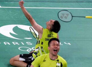 Lee Yang/Wang Chi-Lin celebrate after defeating Kim Astrup/Anders Skaarup Rasmussen in their second Group D match at the 2024 Paris Olympics. (Photo: AFP)