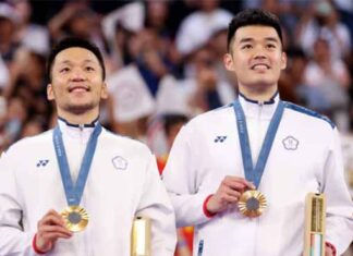 Congratulations to Wang Chi-lin/Lee Yang for successfully defending their Olympic gold medal. (Photo: Reuters)