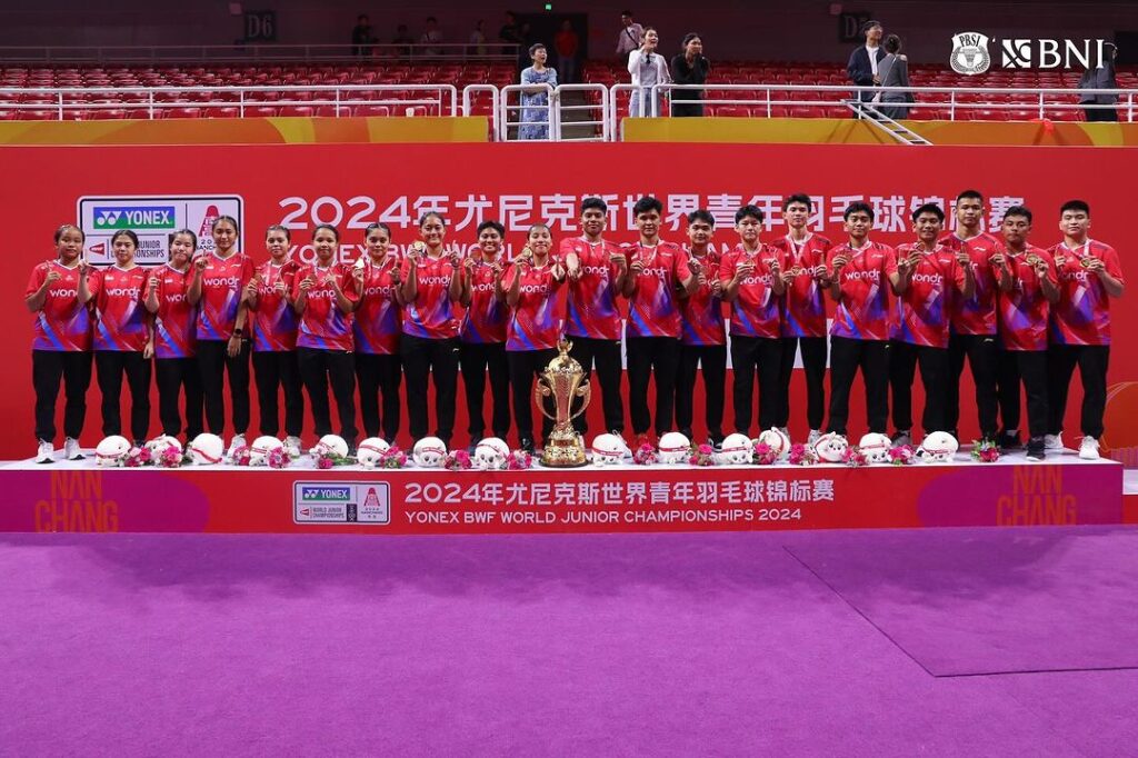 The Indonesian junior badminton team wins 2024 World Junior Mixed Team Championships. (Photo: PBSI)