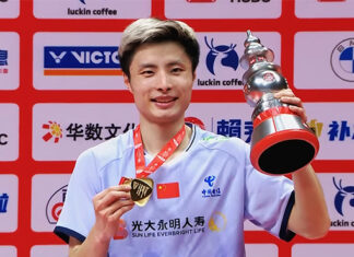 Shi Yuqi is an exceptional men’s singles player. Let’s hope he grows stronger and aims for Olympic gold in Los Angeles! (Photo: BWF)